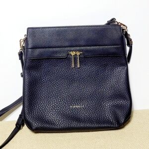 Fiorelli Classic Black Pebble Vegan Leather Adjustable Strap Crossbody Purse